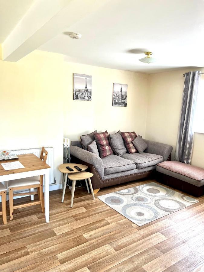 New Forest Hideaway- Self Catering Accommodation Newbridge  Εξωτερικό φωτογραφία